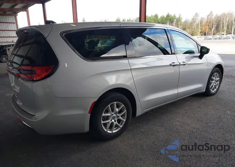 2024 Chrysler Pacifica Touring L z USA, uszkodzony, nr VIN 2C4RC1BG4RR148105